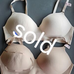 2 Victoria Secret NWT sz 38 D